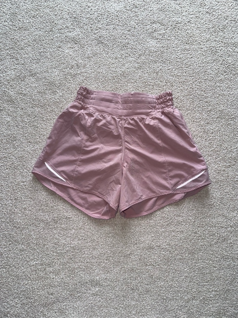 Lululemon Hotty Hot HR Short 2.5"